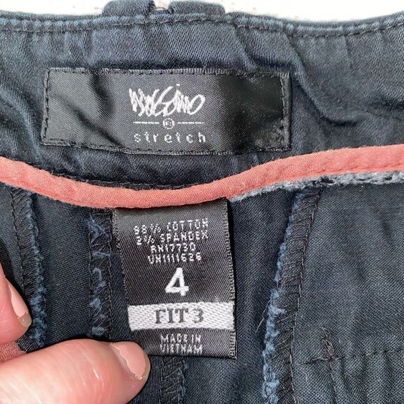 Mossimo stretch cotton blend black chino cuffed shorts sz 4 women - Picture 3 of 6